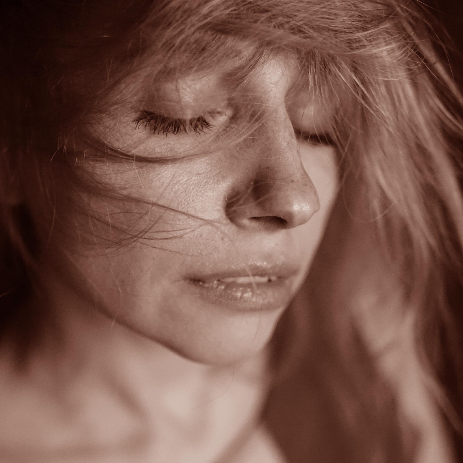 Moment d’échange entre femmes dans un cadre bienveillant, respectueux et sans jugement